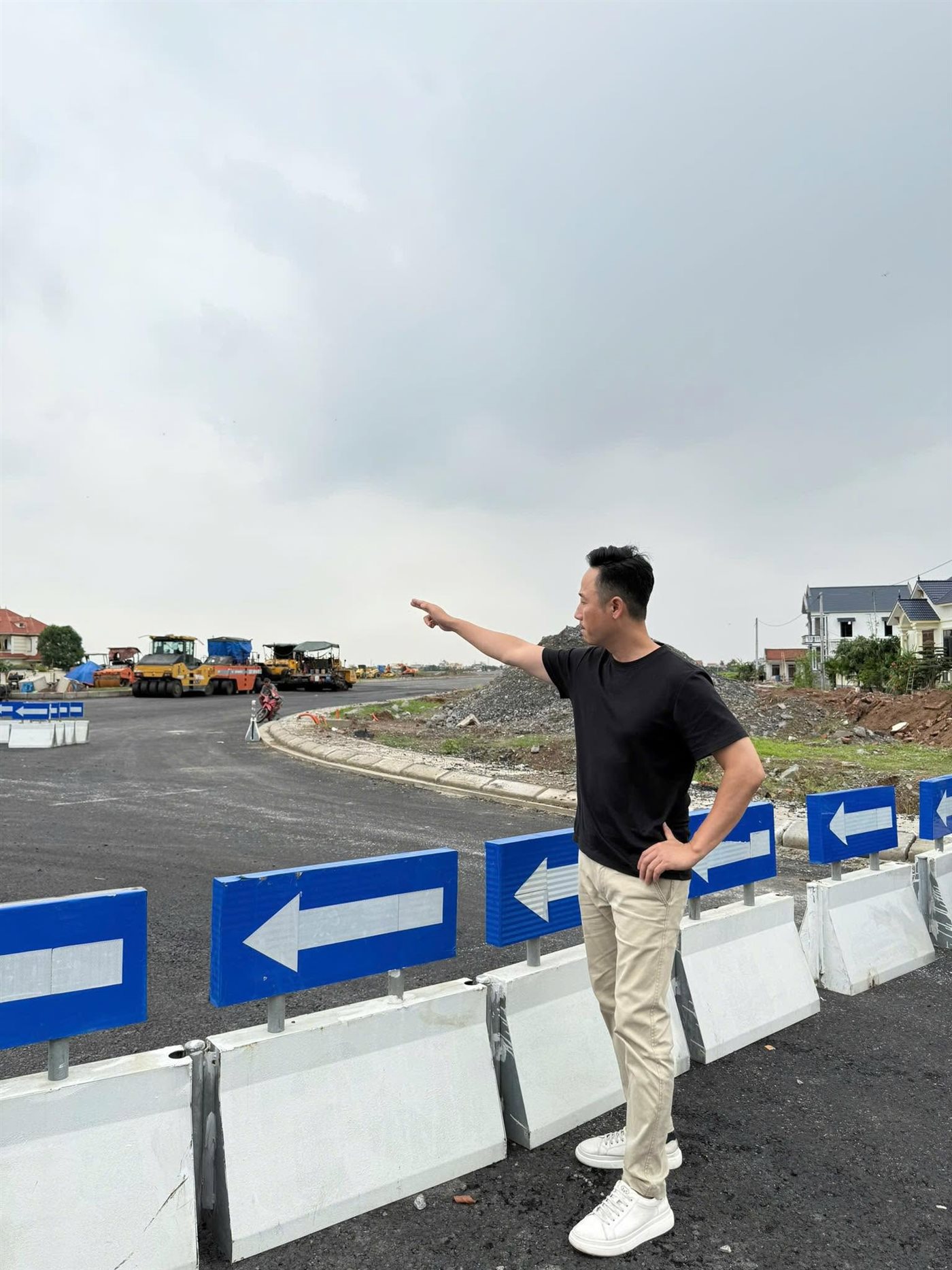 Hạ tầng và xã hội vẫn tiến lên trong khi một bộ phận môi giới bất động sản thu nhập đi lùi