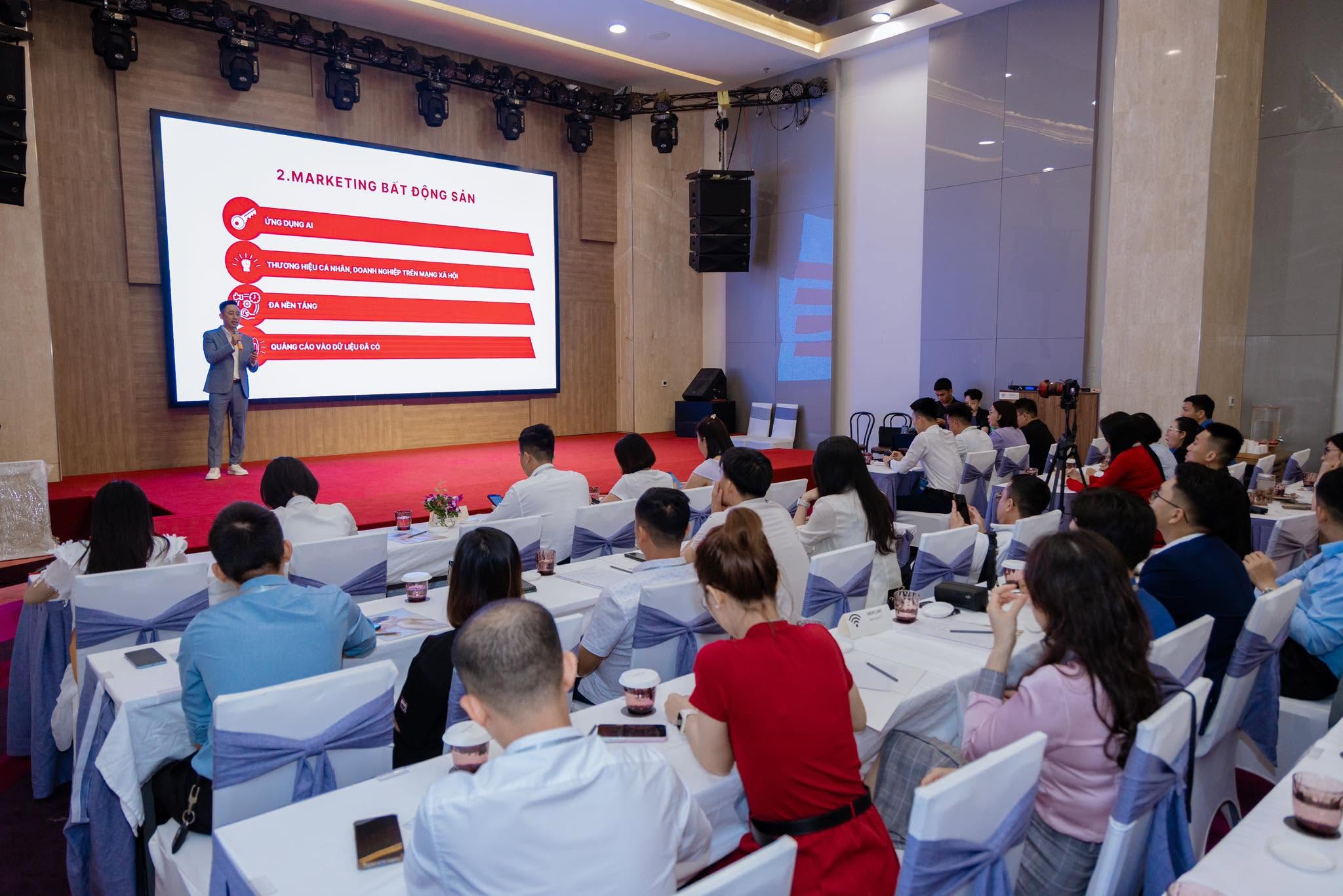 Môi giới bất động sản làm nội dung marketing để xây thương hiệu cá nhân theo từ khóa
