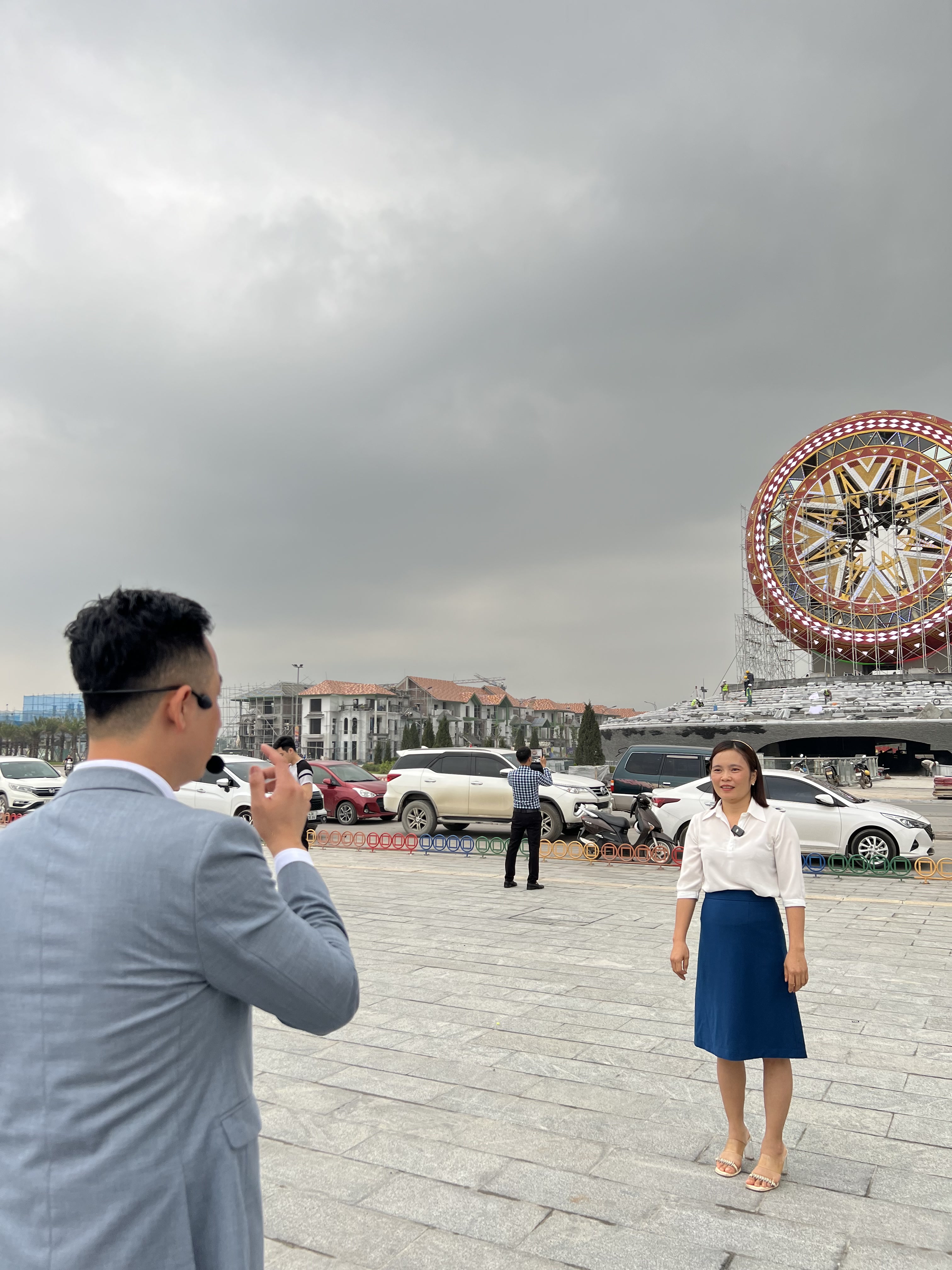 Học viên thực hành tư vấn trước lớp, Đăng Dương hướng dẫn kỹ năng giao tiếp cho môi giới bất động sản