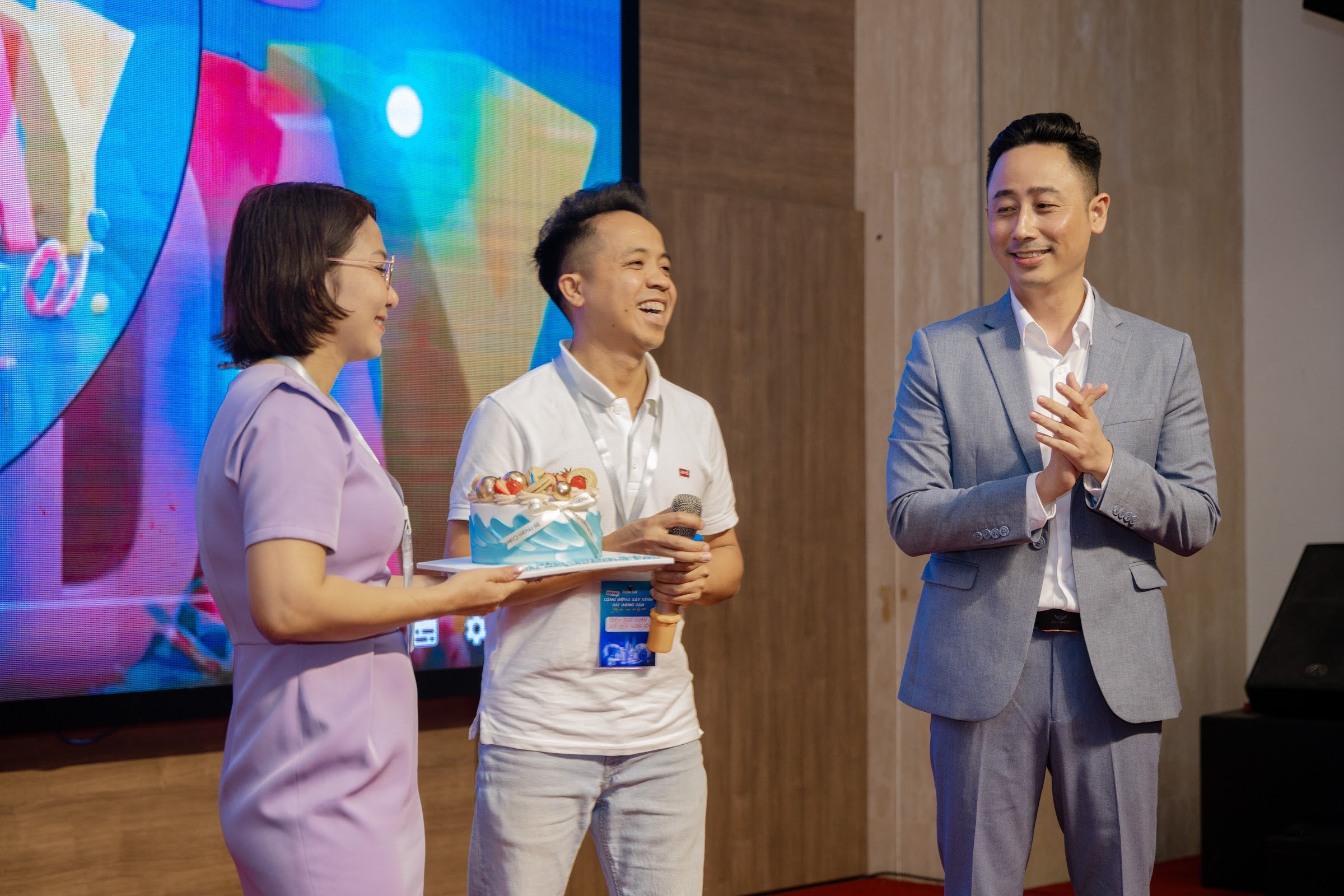 Buổi đào tạo môi giới bất động sản về cách xếp thứ tự ưu tiên trong ngày làm việc