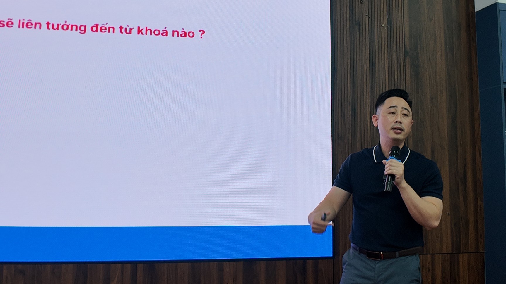 Buổi đào tạo phân tích bốn yếu tố tạo nên một giao dịch bất động sản
