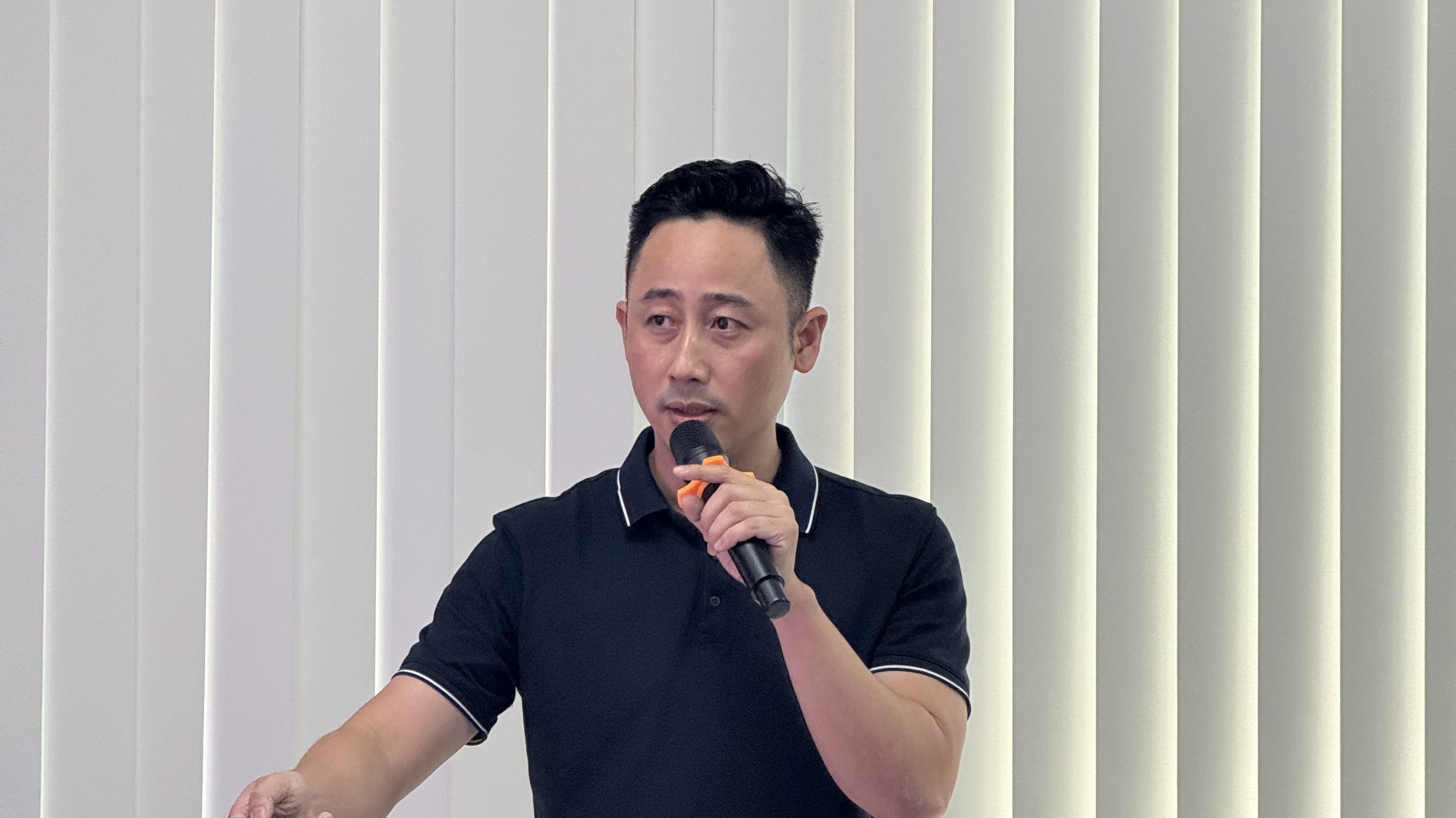 Buổi đào tạo về thứ tự các vòng người cần chào bán trước khi đưa sản phẩm ra thị trường rộng