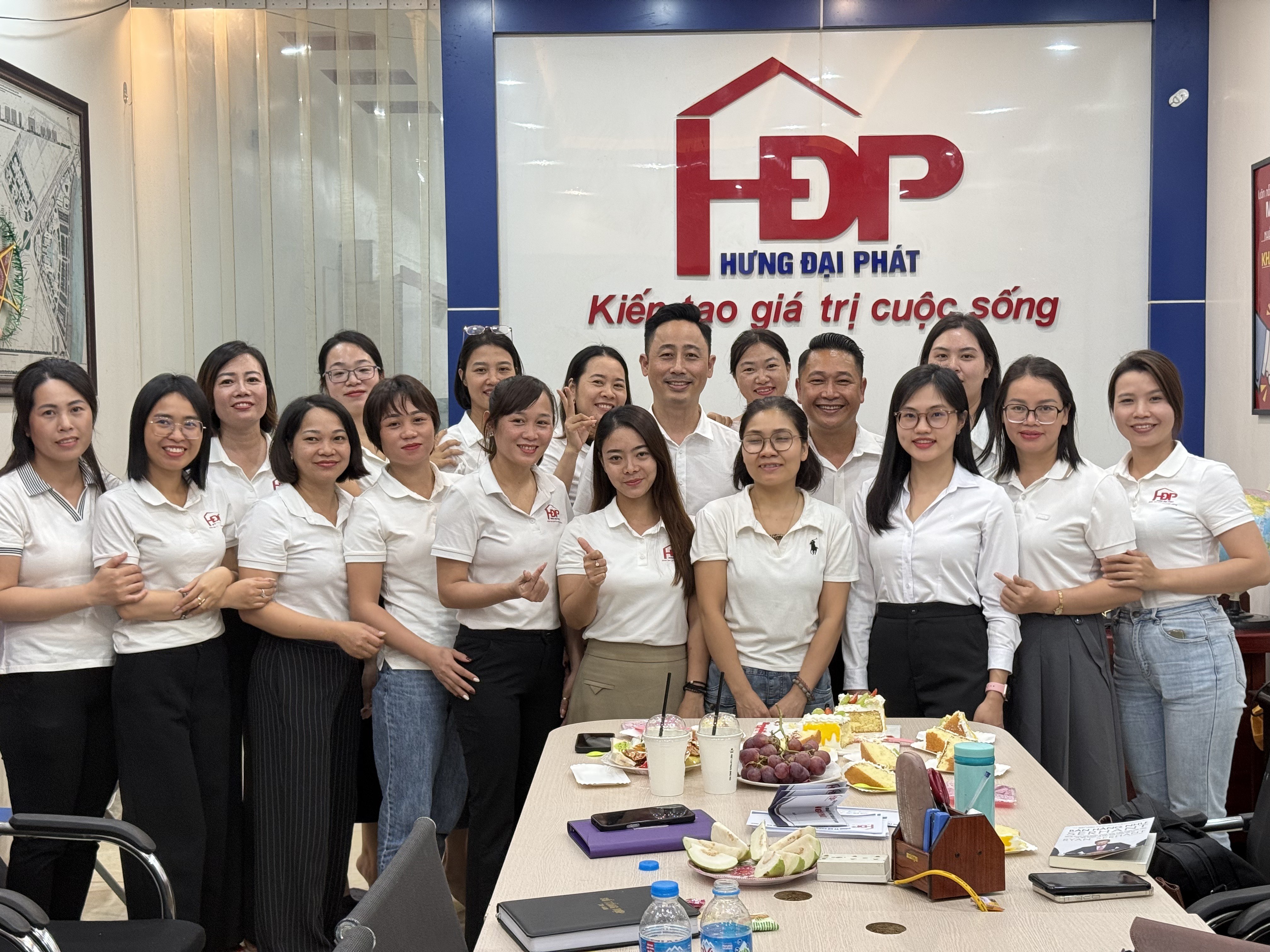 Buổi đào tạo cho đội ngũ sàn giao dịch bất động sản về kênh bán hàng trên mạng xã hội